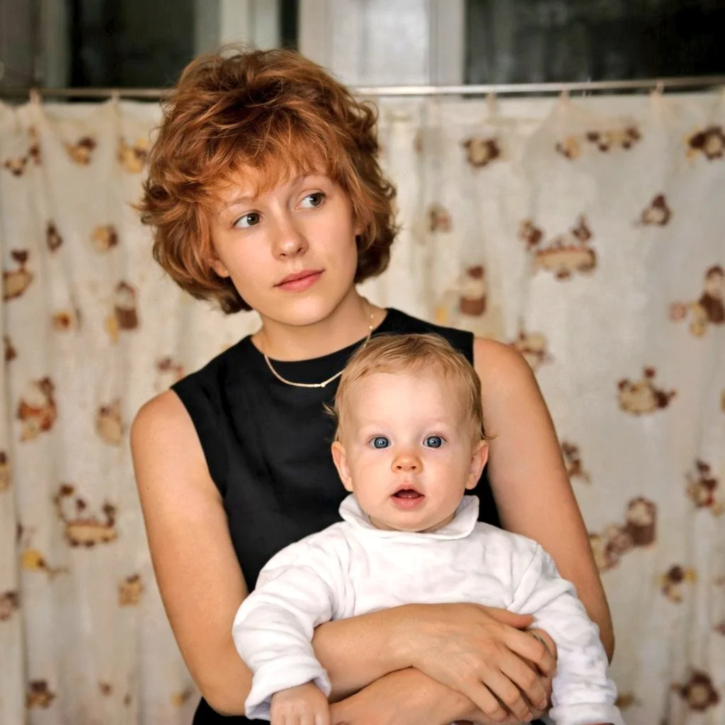 修复复古母子人像